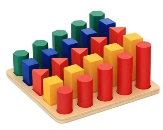 Sortare forme geometrice Montesori din lemn Curcubeu