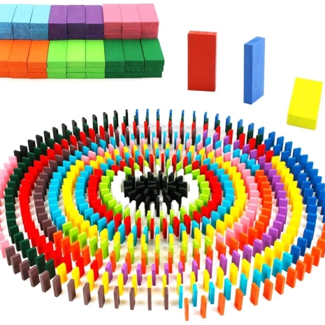 Joc societate Domino din lemn colorat 360-600 piese
