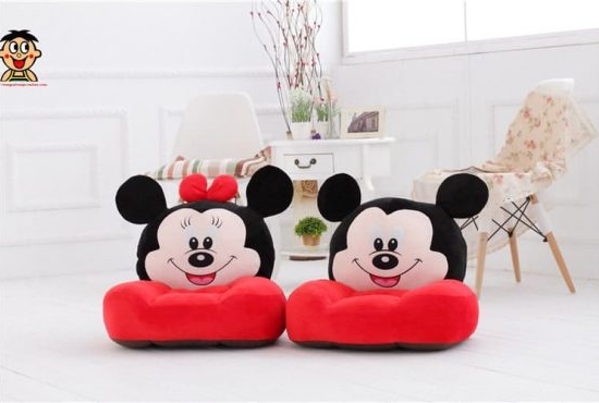 fotoliu-din-plus-bebe-minnie-mouse3-555x370