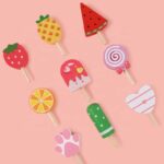 Jucarie Caruciorul cu inghetata din lemn accesorii si copertina