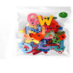 Set-Cifre-si-litere-din-lemn-magnetice-Ochi7