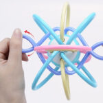 Jucarie-pentru-dentitie-si-motricitate-Manhattan-Balls2