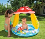 piscina-cu-acoperis-bebe-intex-ciupercuta3
