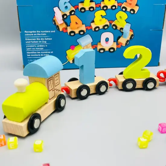 Jucarie Trenulet digital din lemn cu cifre 0-9