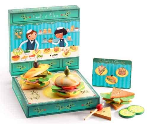 jucarie-educativa-lemn-bucatarie-copii-confectionat-sandvisuri1-1.jpg