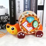 Animalute de tras din lemn cu forme geometrice