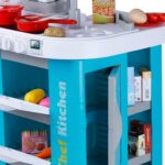 Bucatarie cu frigider-aparat de cafea-lumina si muzica Chef