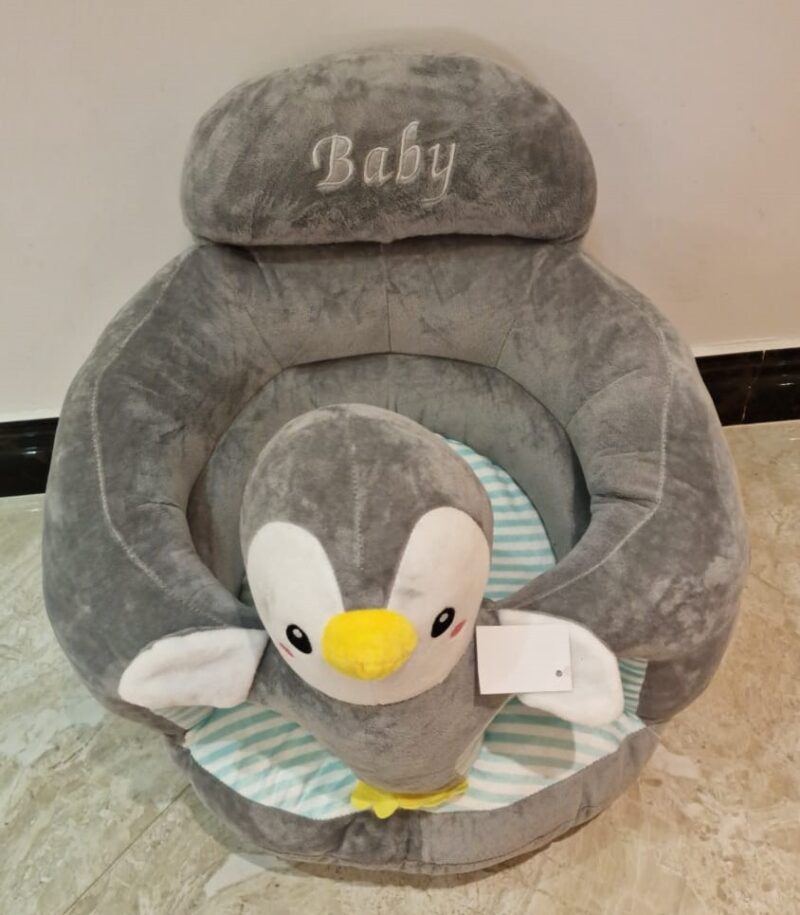 Fotoliu din plus Pinguin Scaun cu spatar si orificii pentru picioare