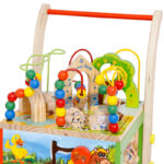 Antepremergator Cub educativ din lemn Ferma animalelor 6 in 1