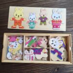 Set puzzle din lemn Imbraca Familia cei 4 Iepurasi