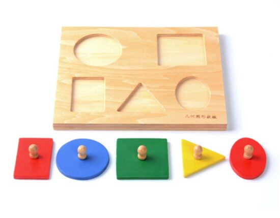 puzzle-5-forme-geometrice-incastru-cu-butoni-colorate