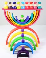 Papusi-curcubeu-lemn-figurine-jucarii-Montessori-Peg-Doll.jpg
