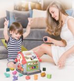 Jucarie interactiva cu activitati Casuta educativa si 3 cuburi