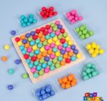 Joc Montessori Tablita cu bile colorate Rainbow color