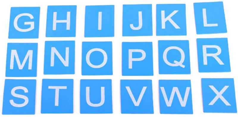 Litere latine Montessori cu majuscule si minuscule lemn