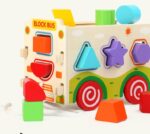 Autobuzul de construit cu roti si forme geometrice din lemn