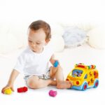 Jucarie Camioneta cu forme geometrice lumini sunete Hola