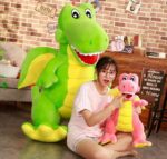 Jucarie plus Dinozaur cu aripi Dragonul cu tepi 100cm