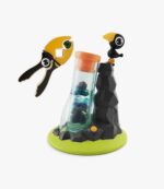 Jucarie Montessori Hranim corbul in picioare pe stanca