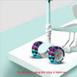 Trotineta copii Scooter 5 in 1 cu lumini Led parentala