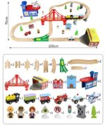 Circuit tren cu vehicule si semne de circulatie lemn 70 piese