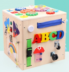 Cub multifunctional Montessori cu activitati educative din lemn