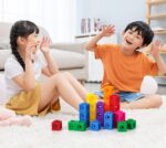 Cuburi de construit si calcule matematice Joc educativ Onshine