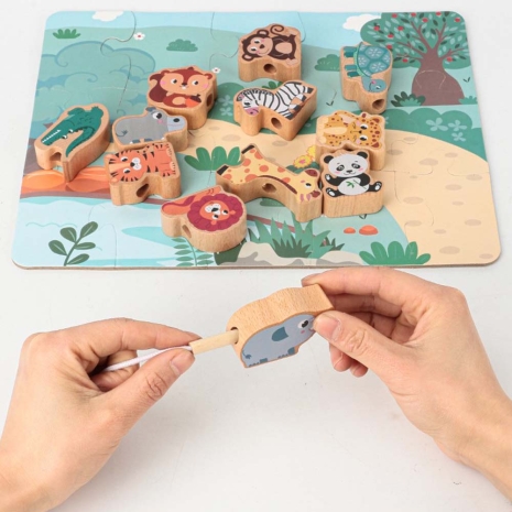 Joc de snuruit Animale salbatice lemn cu covor puzzle copii