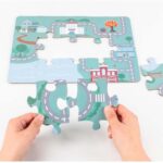 Joc de snuruit cu covor puzzle si vehicule de transport