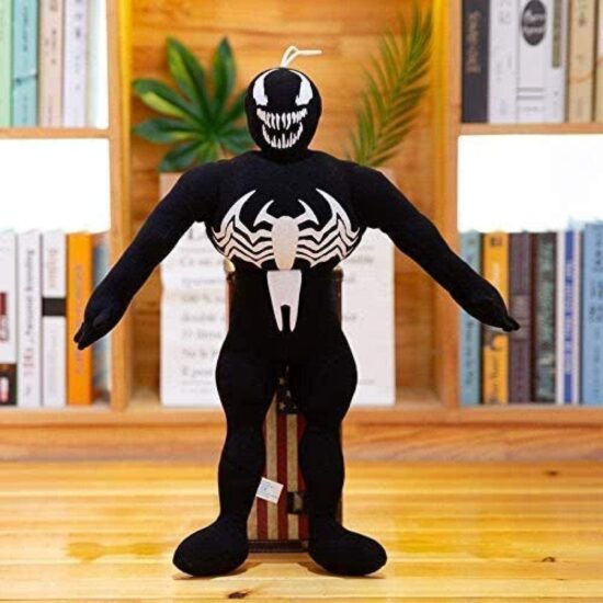 Jucarie plus personajul Venom din Spider-Man 3 super erou