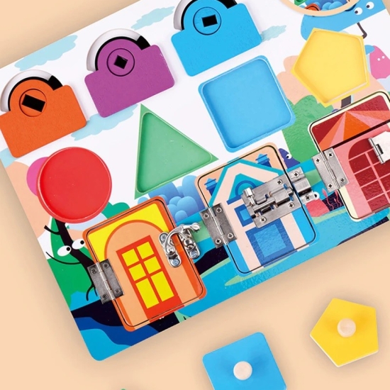 Puzzle Montessori cu incuietori si forme geometrice din lemn