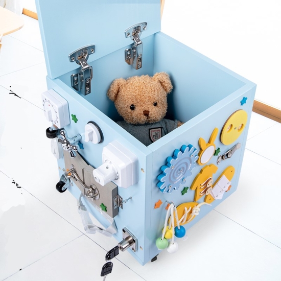 Cub cu activitati Montessori Centru educativ lemn Busy Box