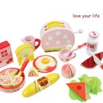 Jucarie Set Mic dejun in stil occidental cu Toaster din lemn
