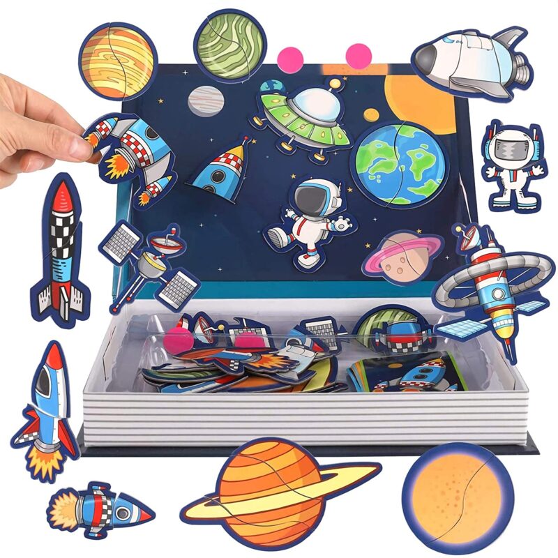 Puzzle copii Carte magnetica cu Nave spatiale 38 piese