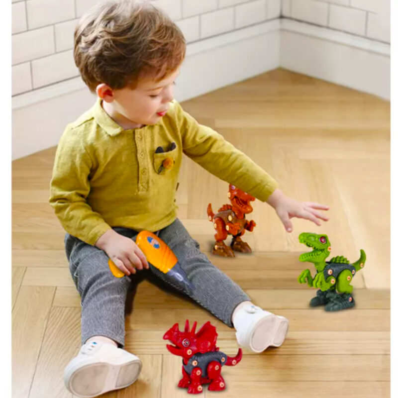 Dinozaur Triceraptor cu bormasina Set constructii STEM