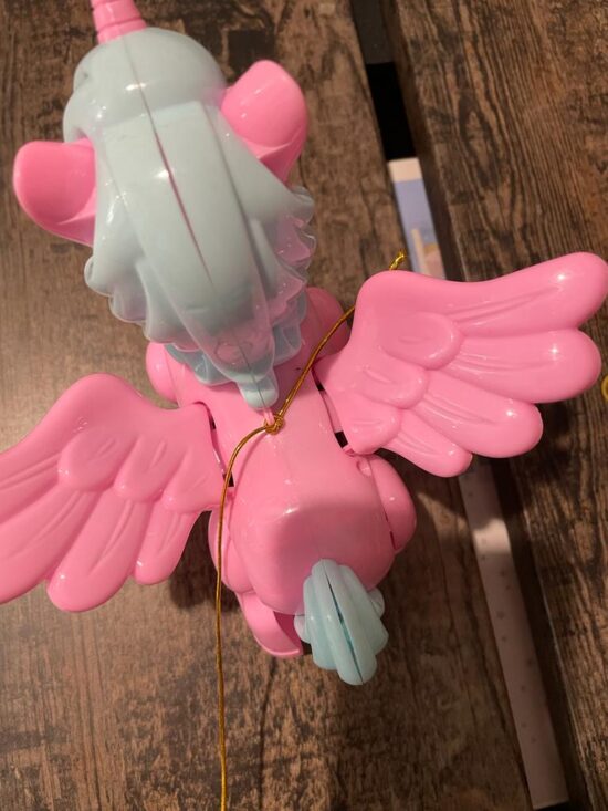 Jucarie interactiva Ponei mergator si muzical1