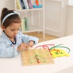 Joc grafic Stem Geoboard Matematic cu elastice