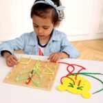 Joc grafic Stem Geoboard Matematic cu elastice