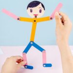 papusa-cu-articulatii-flexibile-joc-educativ-montessori