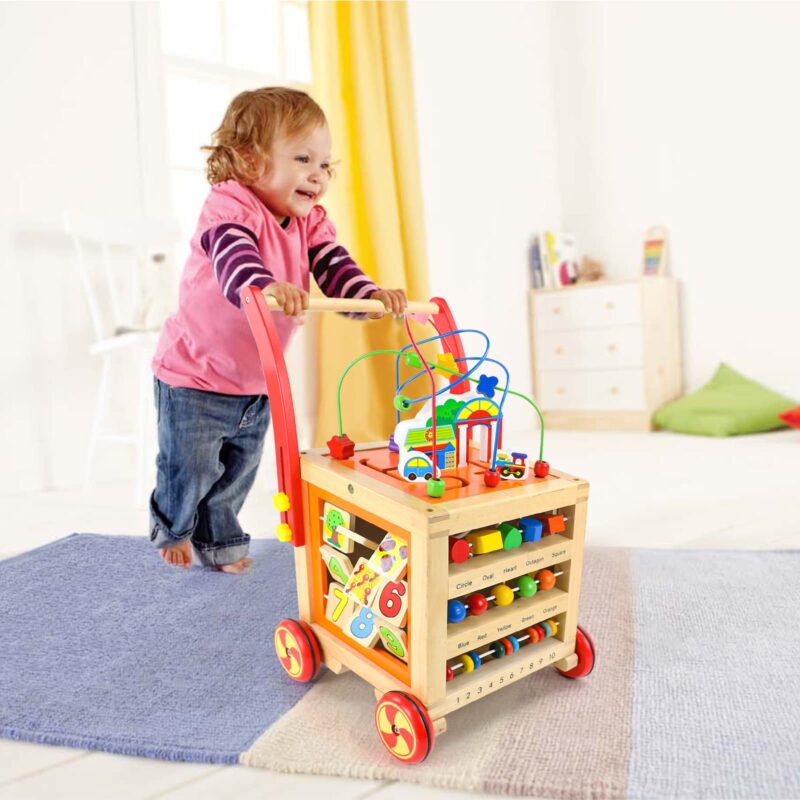 Antepremergator Activitati 6in1 Cub Ferma animalelor