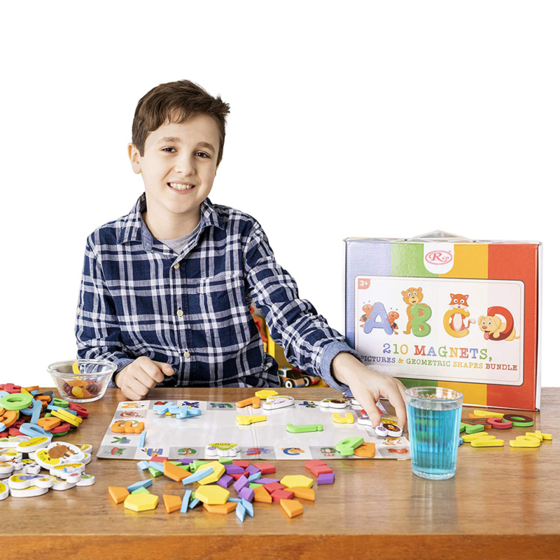 Carte magnetica educativa Litere Cifre Tangram 210 pc