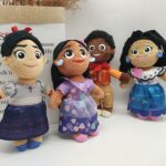 Set 4 Papusi Jucarii din plus desene animate Encanto