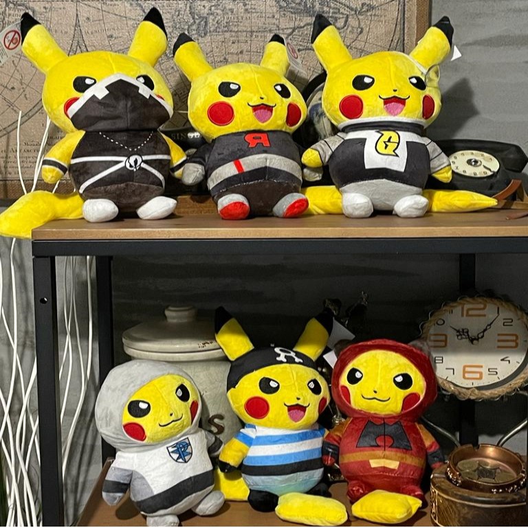 Set 6 Jucarii Plusuri Pikachu Pokemonii Imbracati