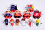 Tren magnetic Vagoane Locomotiva figurine detasabile6
