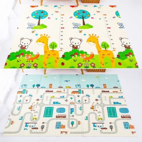 Covor joaca pliabil XPE Girafa cu 2 fete 180 x 200 cm