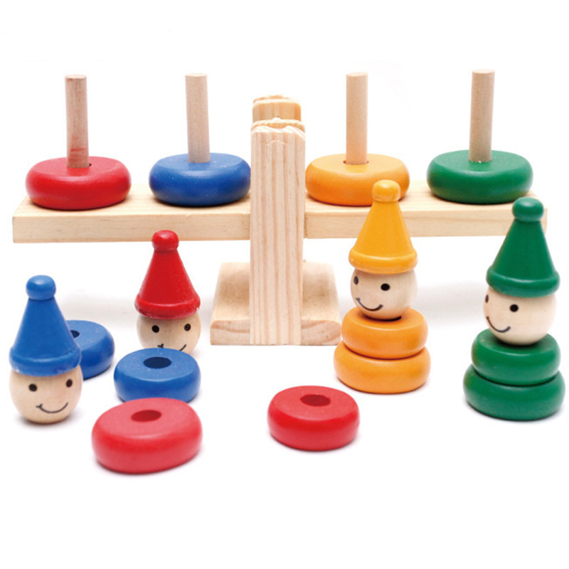 Jucarie din lemn Montessori Balanta cu Clovni colorati