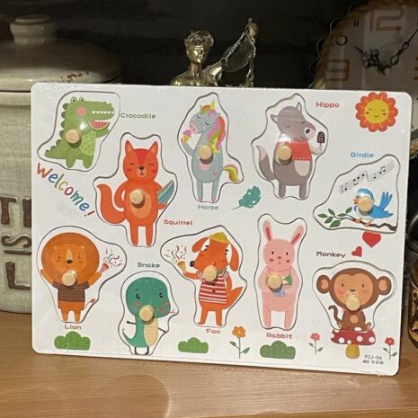 Puzzle incastru Animale Crocodil cu butoni din lemn