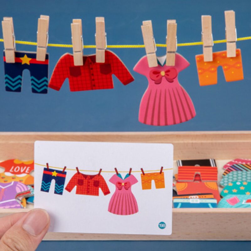 Puzzle imbraca familia si intinde rufele la uscat Joc educativ din lemn