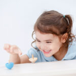 Set 4 jucarii Spinner sub forma de titirezi din lemn