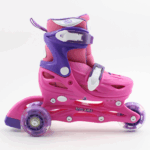 Set Role reglabile Fucsia 4 roti Cotiere Casca protectie